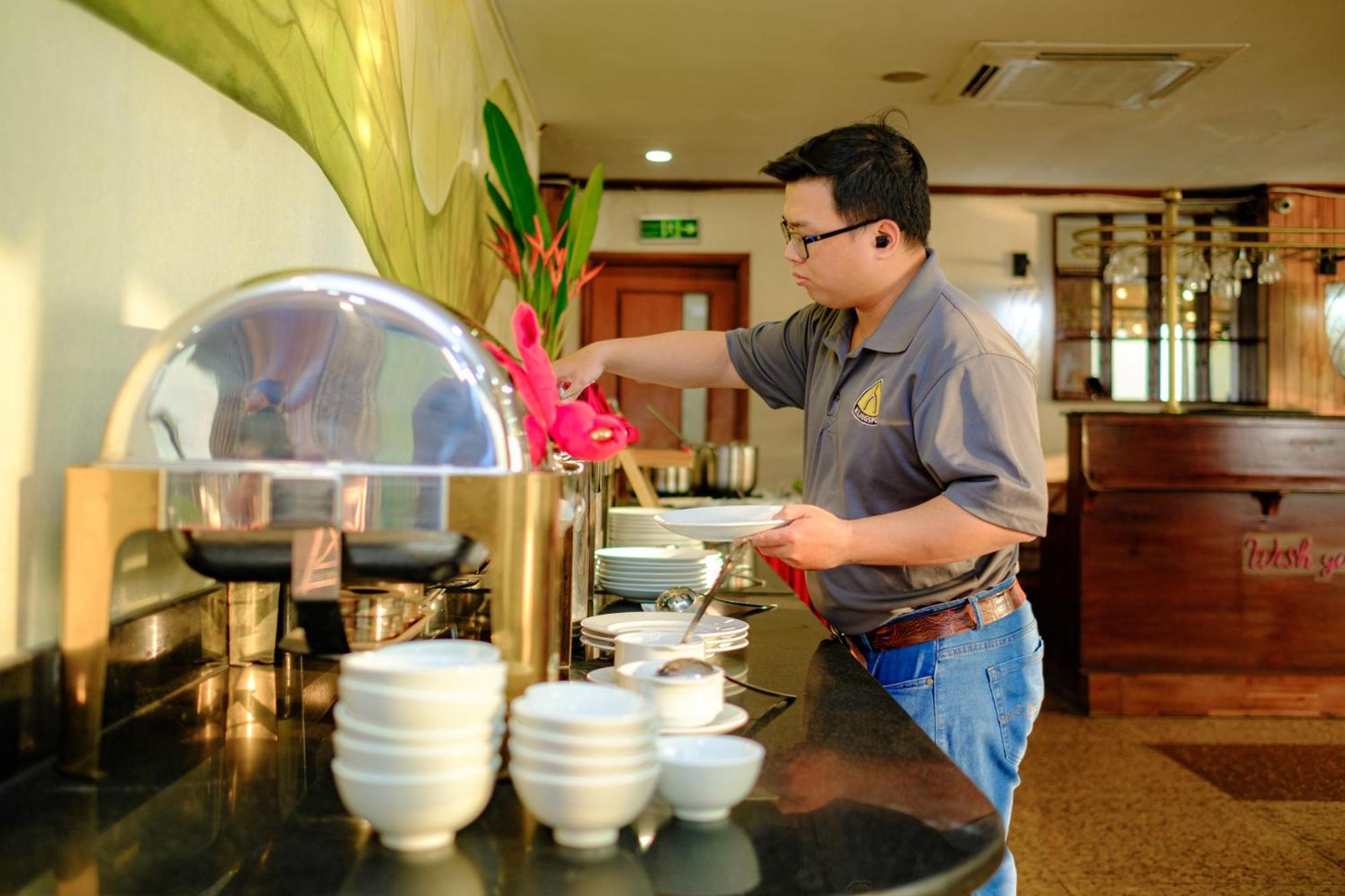 Sunset Westlake Hanoi Hotel Экстерьер фото