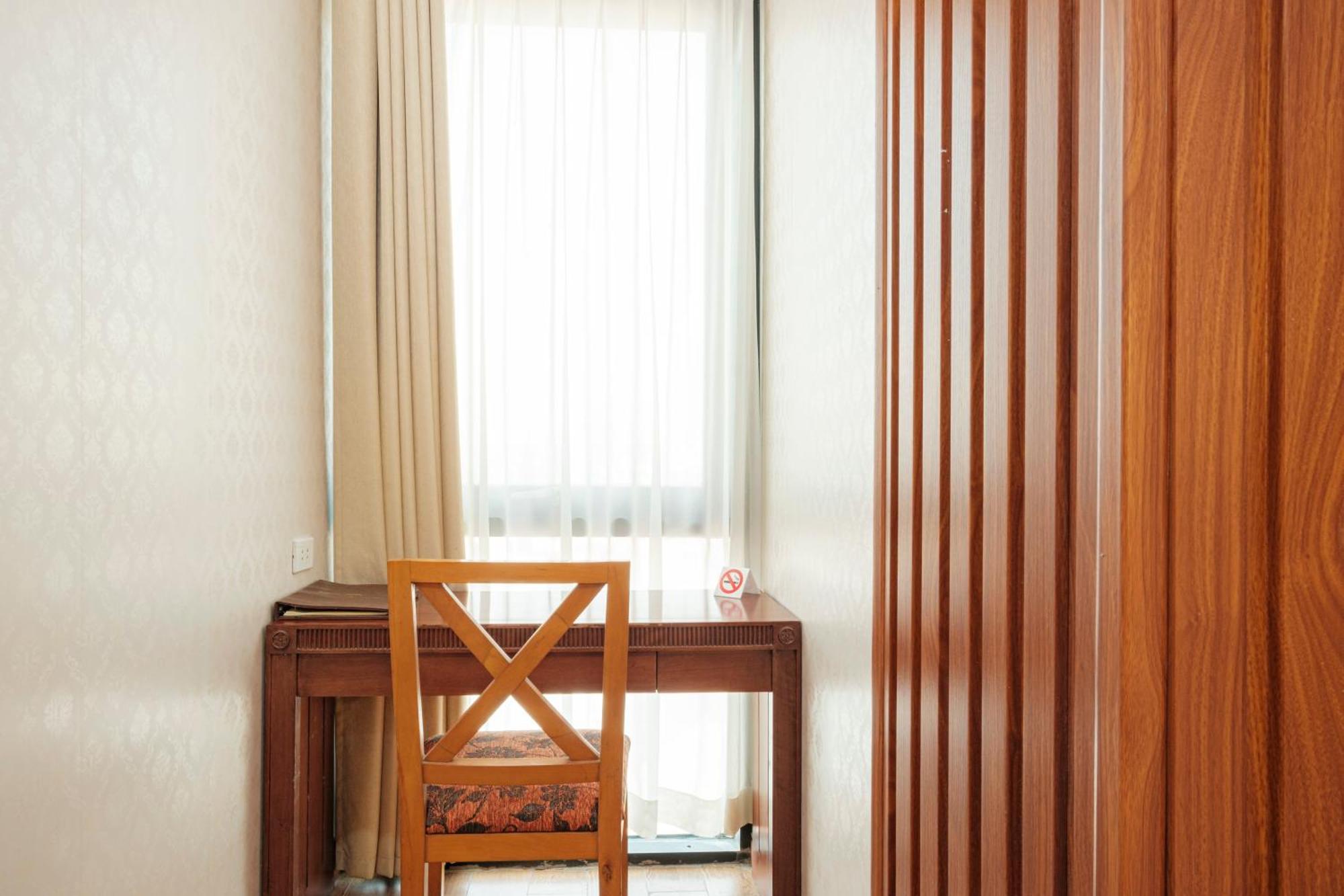 Sunset Westlake Hanoi Hotel Экстерьер фото