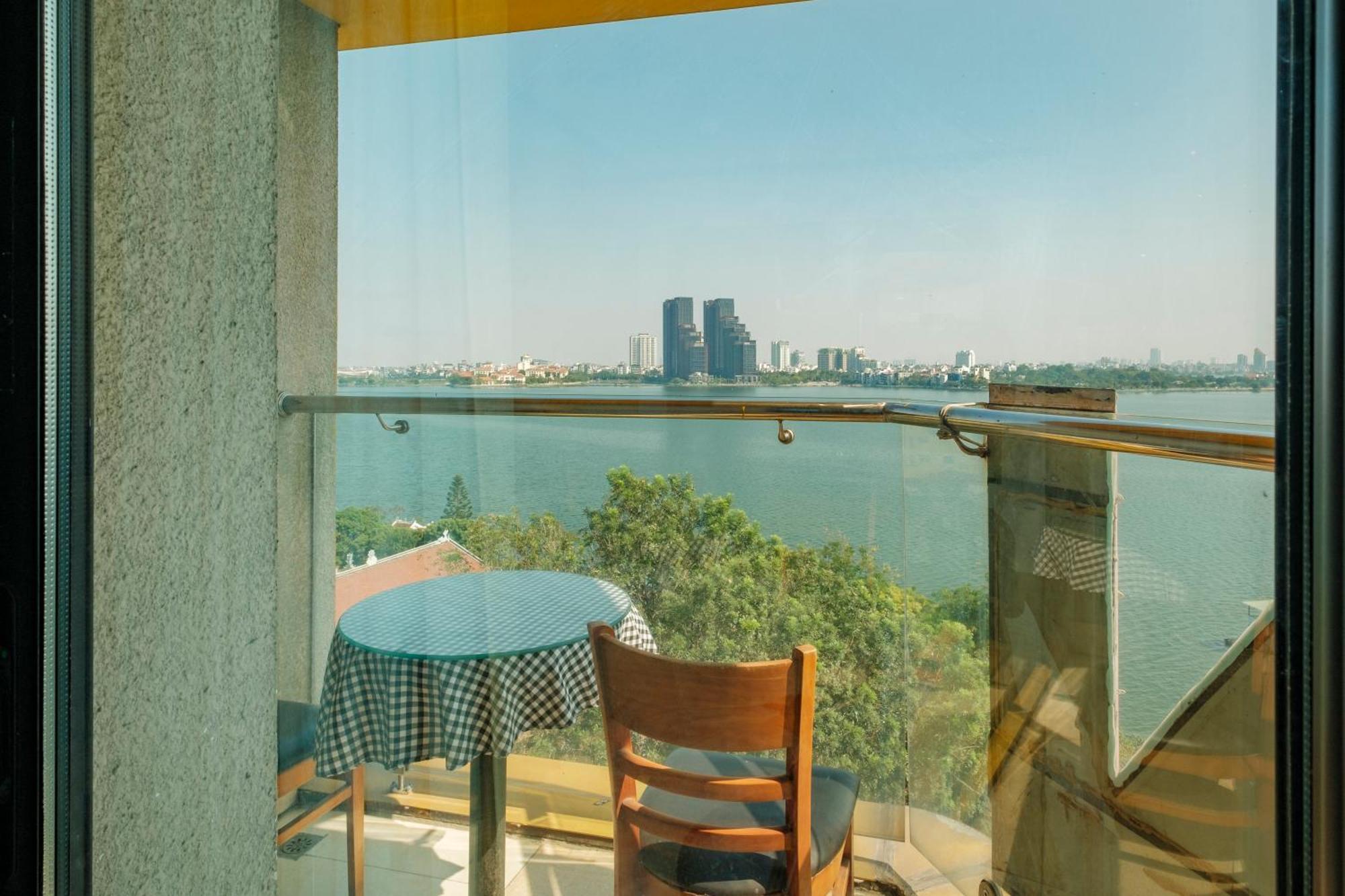 Sunset Westlake Hanoi Hotel Экстерьер фото